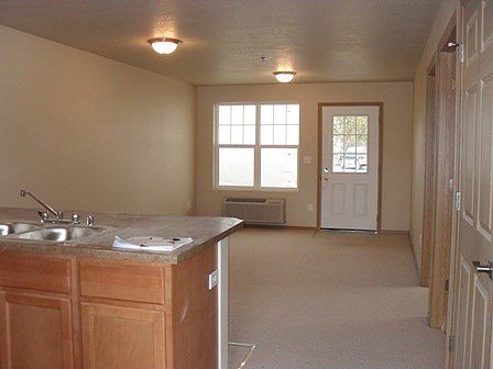 2nd image of 2418 39th St APT 102