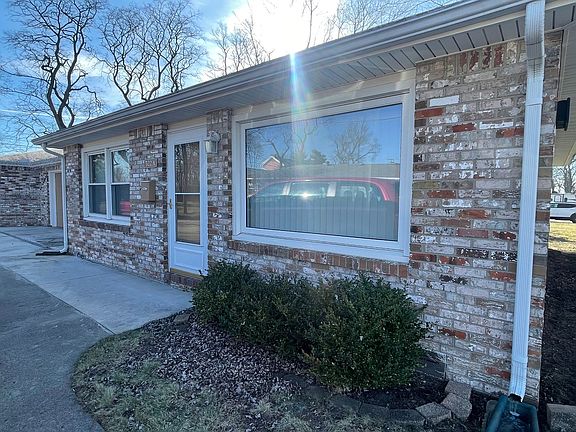 2nd image of 322A Millcreek Dr