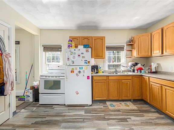 5th image of 14 Grove St