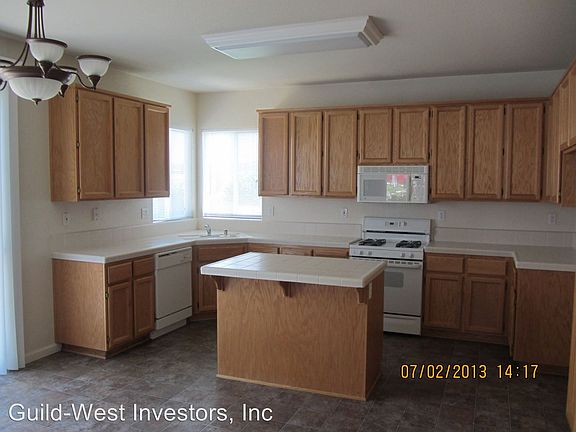 5th image of 1796 Magenta Dr