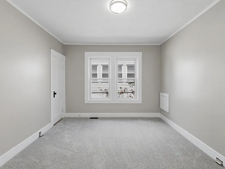 19 1/2 Balcom St #1 — Photo 14