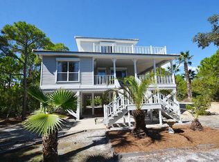 2040 Whelk Ct W, Eastpoint, FL 32328