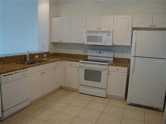 3rd image of 3500 Mondovi Ct Unit 821
