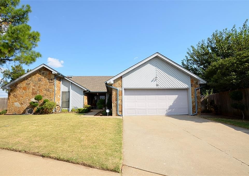 1st image of 16 Harvey Cir