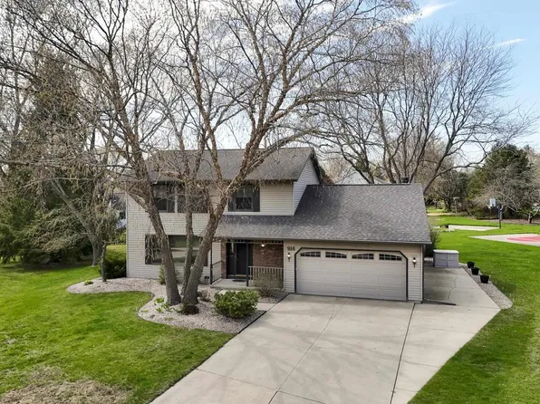 916 Devonshire Court, Stoughton, WI 53589