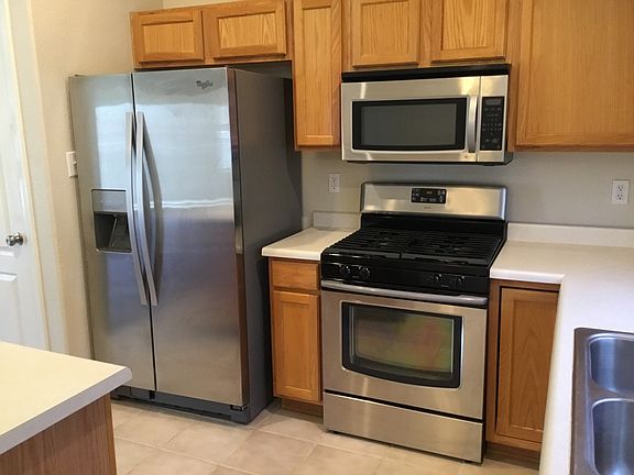 3rd image of 804 Ocate Meadows Dr NE