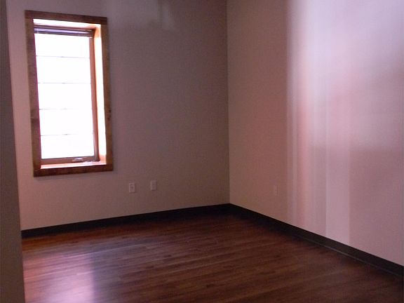 4th image of 401 S 2nd St APT C209