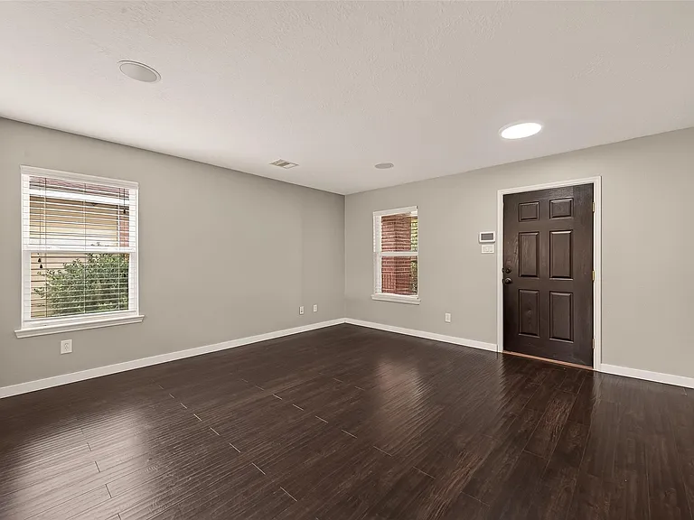 18302 Walden Gate Ln — Photo 8