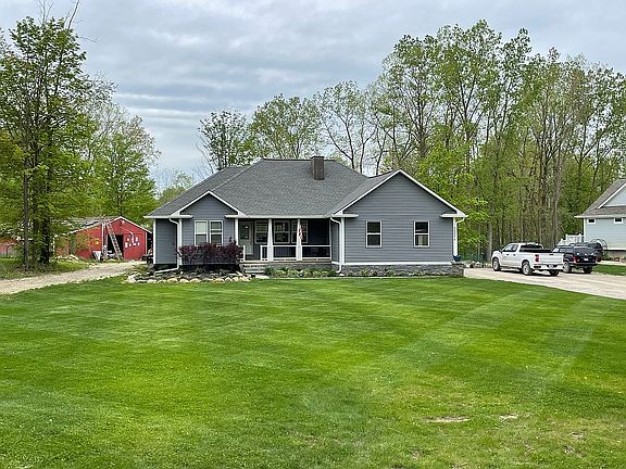4th image of 22375 Natasha Ln