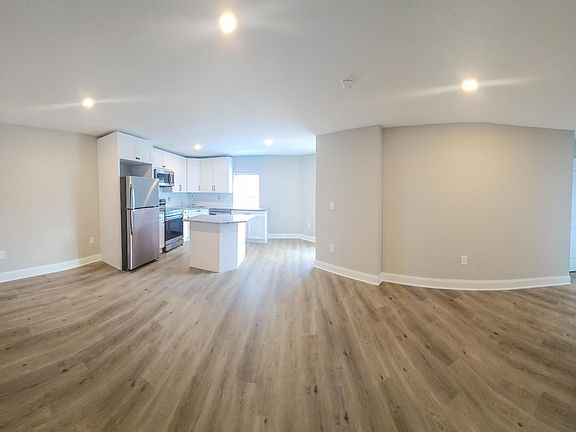 3rd image of 4630 Umbria St #3