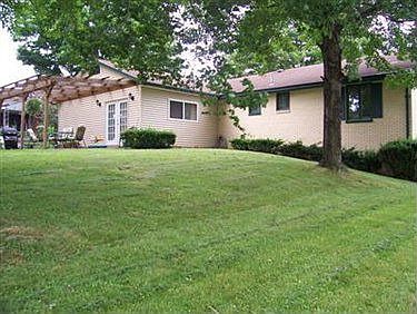 2nd image of 639 Broadview Cir