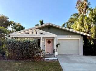 3525 Chapel Dr, Sarasota, FL 34234