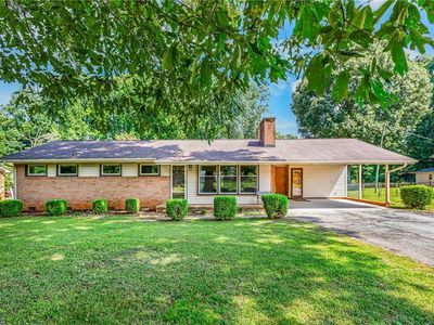 5810 Summit Ave, Browns Summit, NC, 27214