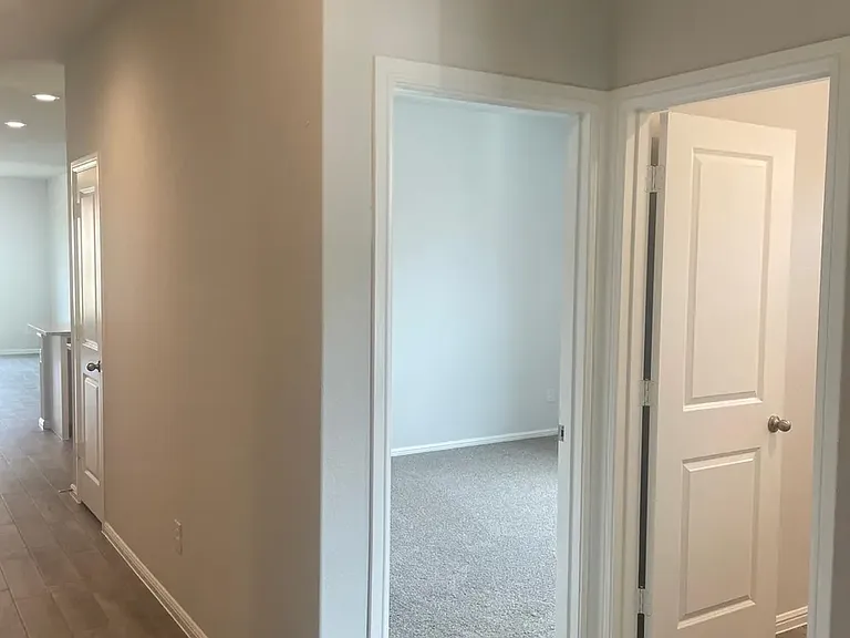 953 Braymer Ln — Photo 16