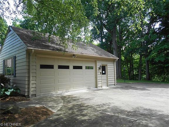 4th image of 124 Pepperidge Dr