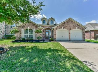 10012 King William Dr, La Porte, TX 77571