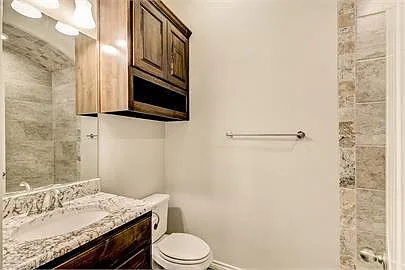 301-313 Amethyst Ct — Photo 20