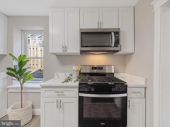 4th image of 6105 Downs Ave