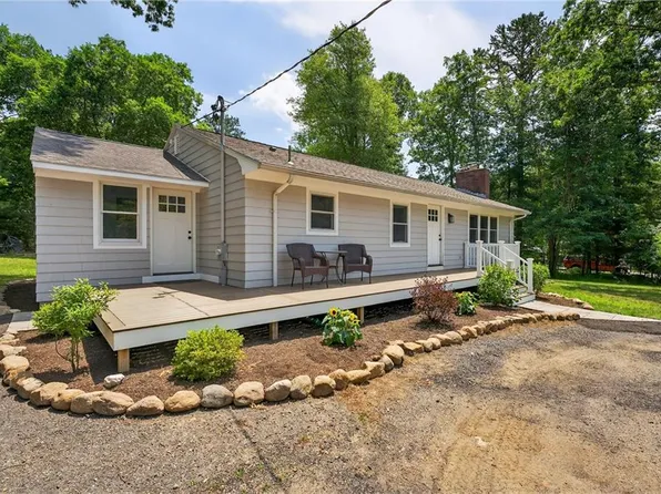 156 Richmond Townhouse Rd, Carolina, RI 02812