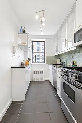 Sold by The Roebling Group | media 5