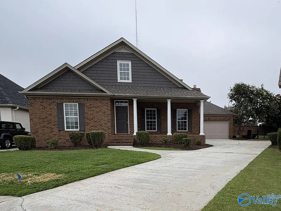 304 Wickerberry Way