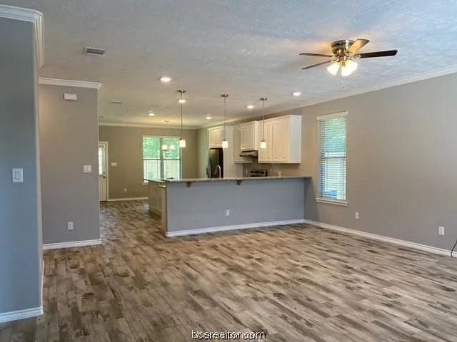 509 E Pruitt St — Photo 6