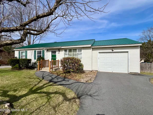 2439 Burgoyne Avenue, Hudson Falls, NY 12839