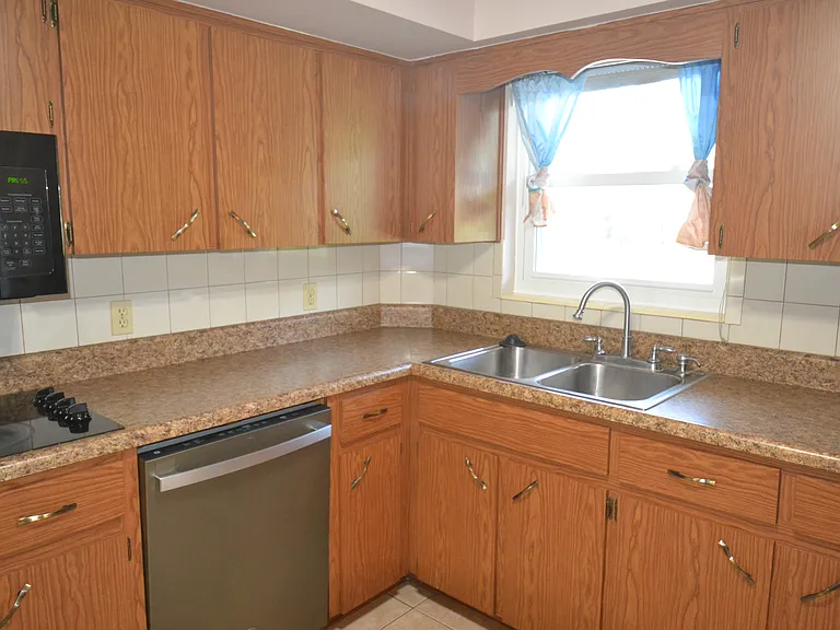 2471 Sumatran Way #25 — Photo 13