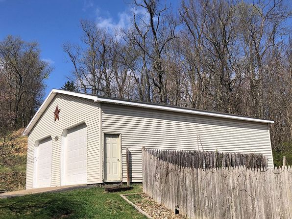 305 Gardendale St, East Liverpool, OH 43920