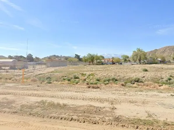 Avenue O, Palmdale, CA 93591