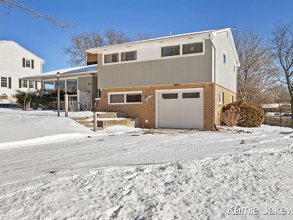 806 Marvel Dr, Greenville, MI 48838 Zillow