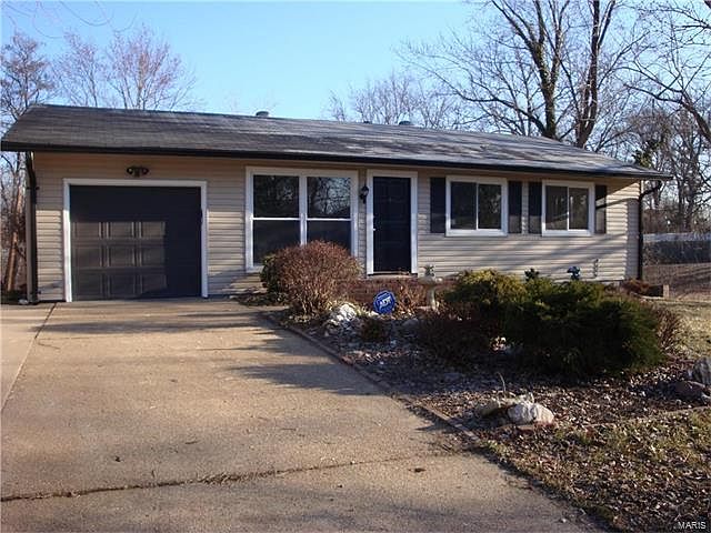 1st image of 1013 Dauphine Ln