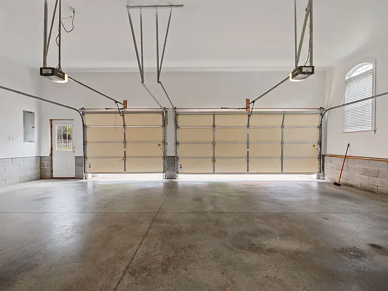 2701 Logan Estates Run — Photo 40