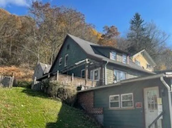 1450 Trentvale St, East Liverpool, OH 43920