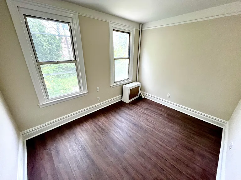 22-38 41st St #1 — Photo 11