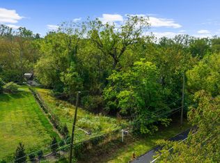 180 Hillcrest Ave, Philadelphia, PA 19118