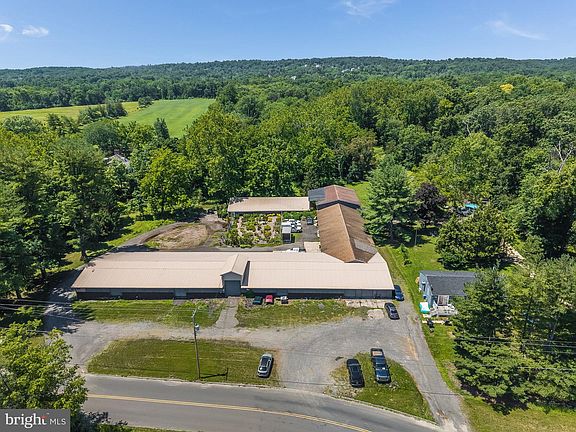 4th image of 68 Johanna Farms Rd