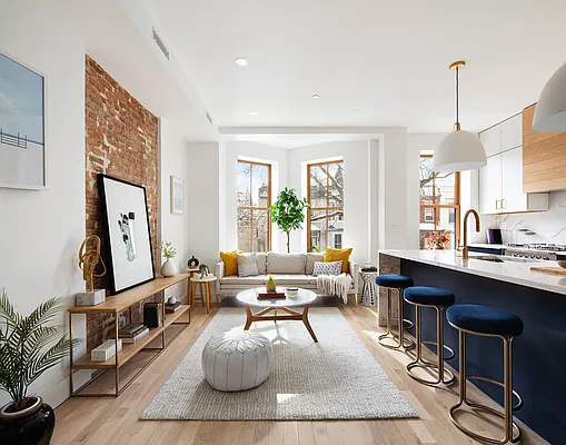 Sold by Compass | media 1