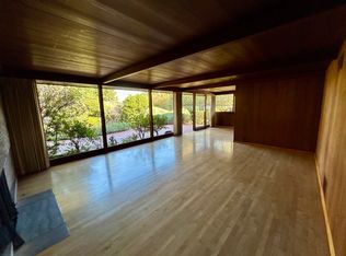 2070 Sharon Rd, Menlo Park, CA 94025