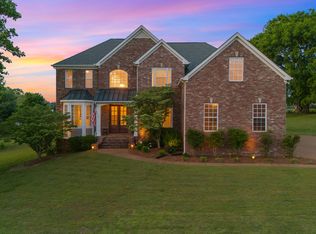 2058 Earl Pearce Cir, Mount Juliet, TN 37122