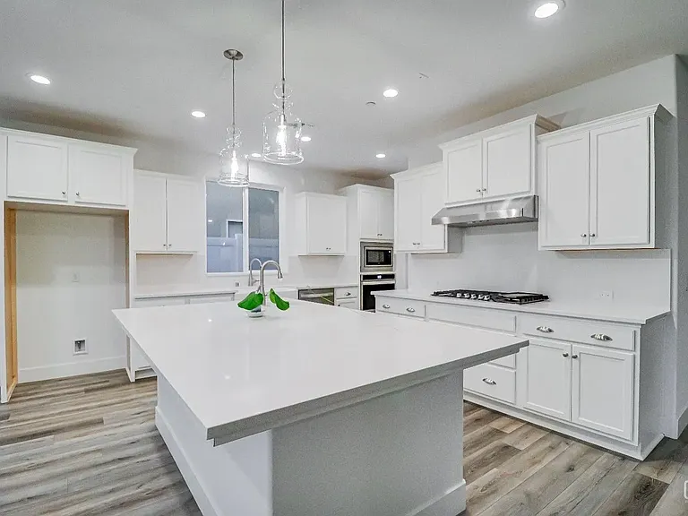 15008 Pemberley Passage Ave — Photo 7