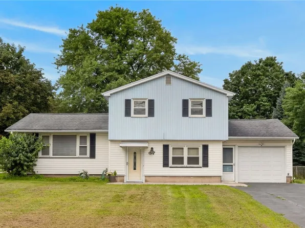 67 Pickdale Dr, Rochester, NY 14626