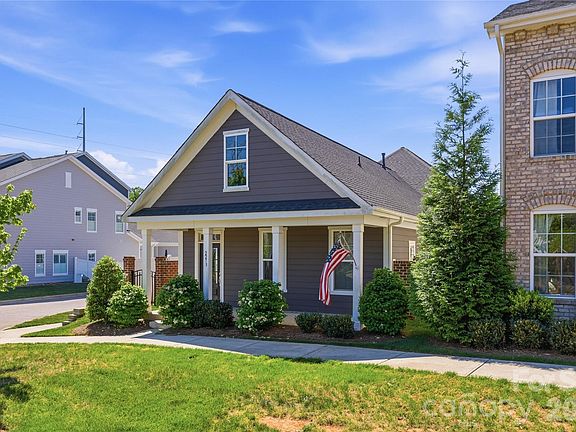 2nd image of 2273 Moss Haven Ln