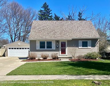 3114 Amherst Dr, Lansing, MI, 48906