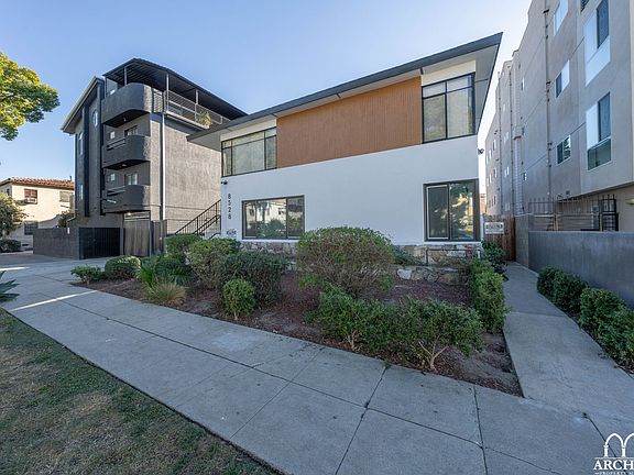 2nd image of 8528 Cashio St APT 5