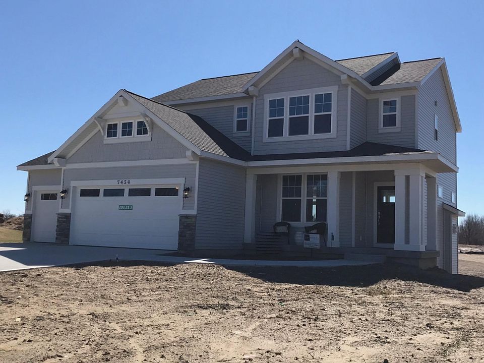 1st image of 7454 Macview Dr Unit 14
