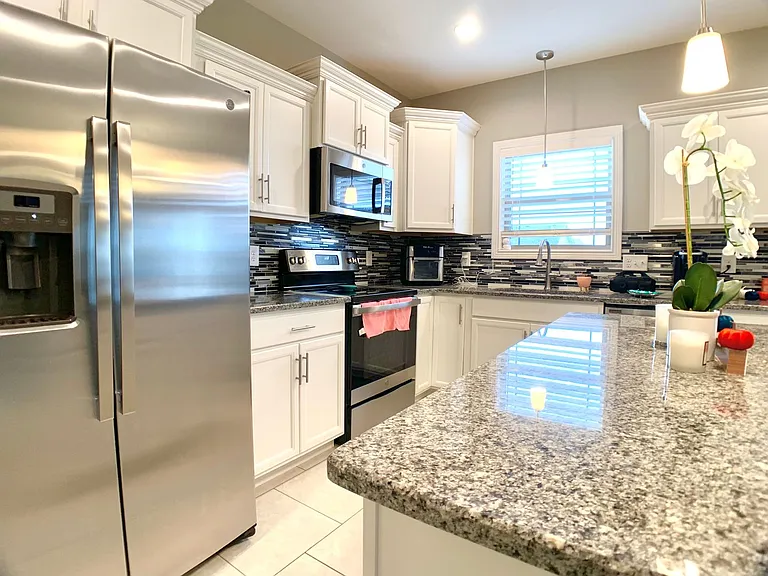 1376 Apple Blossom Rd — Photo 10