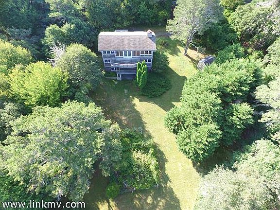 Nice mix of cleared land and trees.