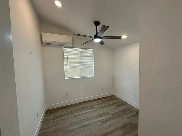 811 Earth Dr — Photo 3