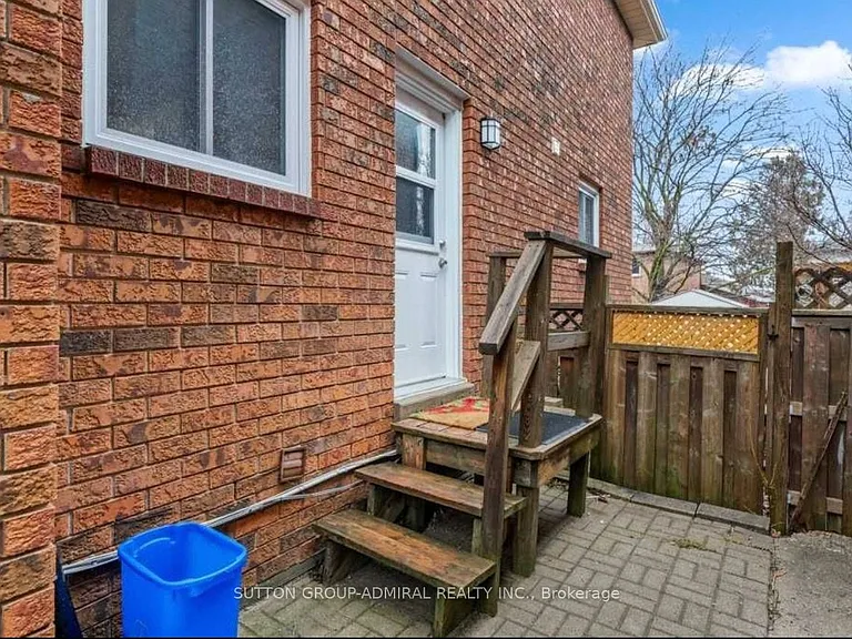 71 Trillium Cres #BASEMENT — Photo 3